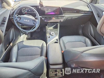 Zdjęcie 8 z 13 samochodu: 2023 KIA NIRO WIND VIN:KNDCR3L10P5045980 - miniatura