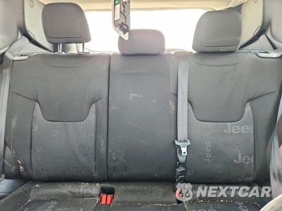Zdjęcie 19 z 27 samochodu: 2015 JEEP RENEGADE LATITUDE VIN:ZACCJABH7FPB51598 - miniatura
