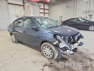 Czwarte zdjęcie samochodu z boku: 2016 NISSAN VERSA 1.6 S VIN:3N1CN7AP3GL879044 - miniatura