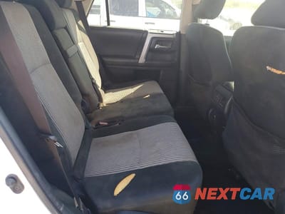 Zdjęcie 11 z 13 samochodu: 2017 TOYOTA 4RUNNER SR5 VIN:JTEBU5JR1H5481412 - miniatura