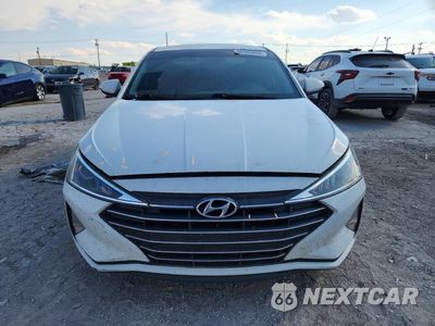 Piąte zdjęcie samochodu w środku: 2019 HYUNDAI ELANTRA SE VIN:5NPD74LFXKH425672 - miniatura