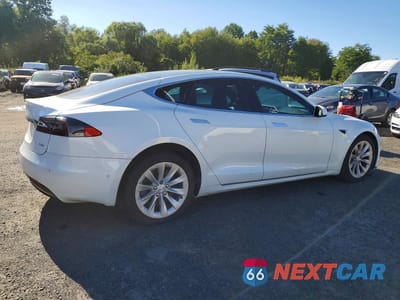 Trzecie zdjęcie samochodu z tyłu: 2017 TESLA MODEL S VIN:5YJSA1E23HF209512 - miniatura