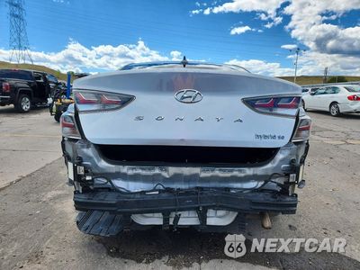 Zdjęcie 6 z 12 samochodu: 2018 HYUNDAI SONATA HYBRID SE VIN:KMHE24L37JA082958 - miniatura