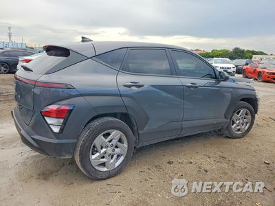 Trzecie zdjęcie samochodu z tyłu: 2026 HYUNDAI KONA SE VIN:KM8HA3AB1TU404449 - miniatura
