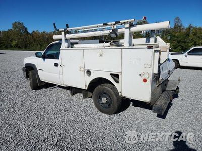 Drugie zdjęcie samochodu z przodu: 2005 CHEVROLET SILVERADO C2500 HEAVY DUTY VIN:1GBHC24UX5E156063 - miniatura