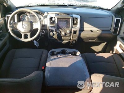 Zdjęcie 8 z 12 samochodu: 2020 RAM 1500 CLASSIC WARLOCK VIN:1C6RR6GG0LS161130 - miniatura