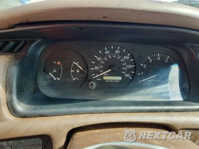 Zdjęcie 9 z 12 samochodu: 2000 TOYOTA CAMRY CE VIN:4T1BG22K0YU973782 - miniatura