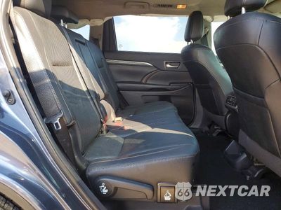 Zdjęcie 11 z 14 samochodu: 2019 TOYOTA HIGHLANDER LIMITED VIN:5TDYZRFH1KS345130 - miniatura