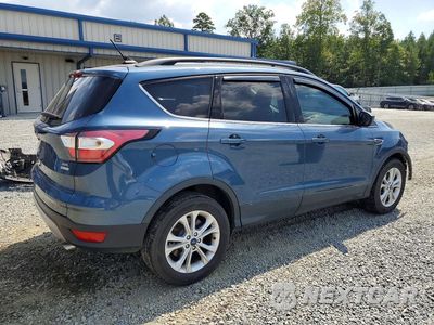 Trzecie zdjęcie samochodu z tyłu: 2018 FORD ESCAPE SEL VIN:1FMCU0HD0JUB27166 - miniatura