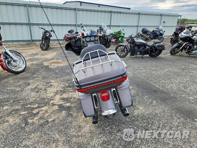 Czwarte zdjęcie samochodu z boku: 2017 HARLEY-DAVIDSON FLHTK ULTRA LIMITED VIN:1HD1KED15HB604110 - miniatura