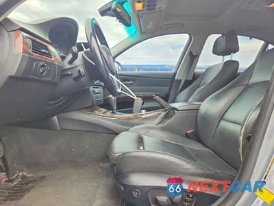 Zdjęcie 7 z 12 samochodu: 2006 BMW 330 I VIN:WBAVB33566KS35716 - miniatura