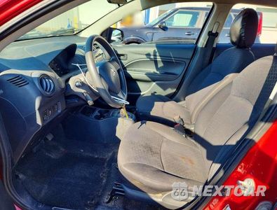 Zdjęcie 7 z 12 samochodu: 2014 MITSUBISHI MIRAGE DE VIN:ML32A3HJXEH010499 - miniatura