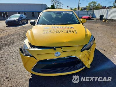 Piąte zdjęcie samochodu w środku: 2018 TOYOTA YARIS IA BASE VIN:3MYDLBYV0JY327897 - miniatura