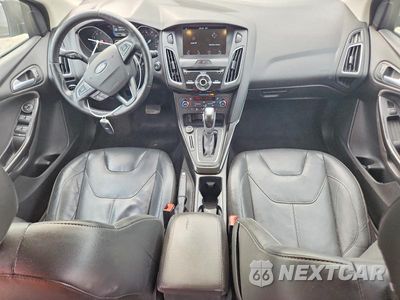 Zdjęcie 8 z 12 samochodu: 2016 FORD FOCUS TITANIUM VIN:1FADP3N25GL400756 - miniatura