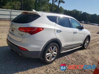 Trzecie zdjęcie samochodu z tyłu: 2014 HYUNDAI SANTA FE SPORT 2.0T VIN:5XYZUDLA4EG197876 - miniatura