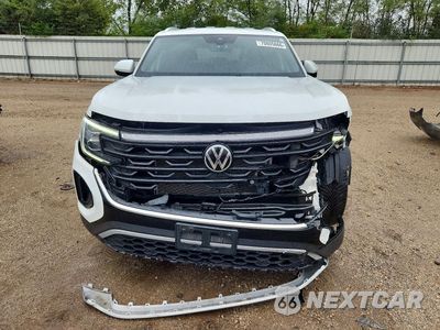 Piąte zdjęcie samochodu w środku: 2024 VOLKSWAGEN ATLAS CROSS SPORT SE VIN:1V2HE2CA4RC209465 - miniatura