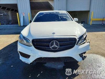 Piąte zdjęcie samochodu w środku: 2016 MERCEDES-BENZ E 350 VIN:WDDHF5KB0GB240568 - miniatura