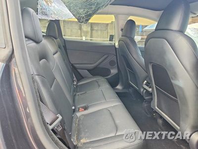 Zdjęcie 10 z 12 samochodu: 2025 TESLA MODEL Y VIN:7SAYGDEE0SA351005 - miniatura
