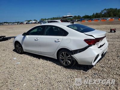 Drugie zdjęcie samochodu z przodu: 2024 KIA FORTE LXS VIN:3KPF24AD2RE839925 - miniatura