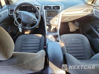 Zdjęcie 8 z 12 samochodu: 2017 FORD FUSION SE VIN:3FA6P0H75HR328507 - miniatura