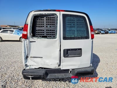Zdjęcie 6 z 20 samochodu: 2025 CHEVROLET EXPRESS G2500 VIN:1GCWGAFPXS1272147 - miniatura