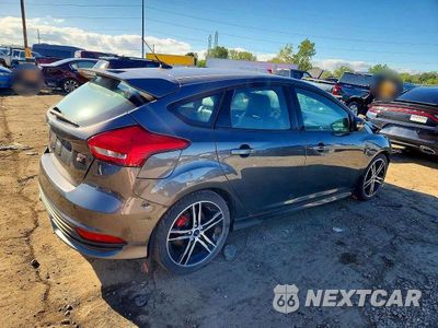 Trzecie zdjęcie samochodu z tyłu: 2017 FORD FOCUS ST VIN:1FADP3L90HL347823 - miniatura