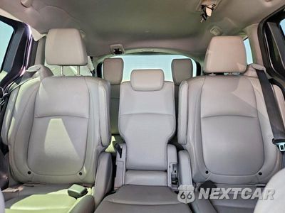 Zdjęcie 10 z 13 samochodu: 2018 HONDA ODYSSEY TOURING VIN:5FNRL6H82JB038361 - miniatura