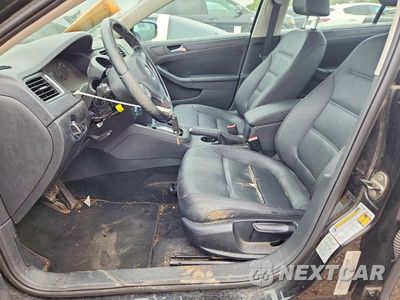 Zdjęcie 7 z 12 samochodu: 2011 VOLKSWAGEN JETTA SE VIN:3VWDZ7AJ6BM039194 - miniatura