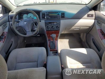 Zdjęcie 8 z 12 samochodu: 2004 TOYOTA COROLLA LE VIN:1NXBR32E94Z222684 - miniatura