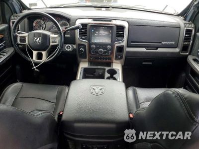 Zdjęcie 8 z 12 samochodu: 2015 RAM 2500 LARAMIE VIN:3C6UR5FL4FG615457 - miniatura