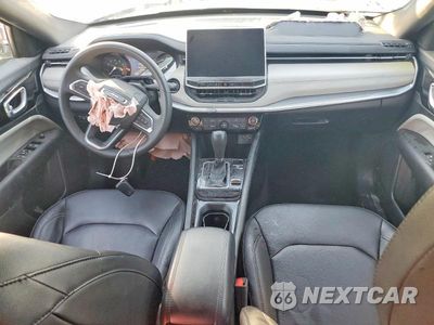Zdjęcie 8 z 12 samochodu: 2025 JEEP COMPASS LIMITED VIN:3C4NJDCNXST509066 - miniatura