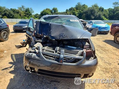 Piąte zdjęcie samochodu w środku: 2005 DODGE GRAND CARAVAN SXT VIN:2D8GP44L15R190783 - miniatura