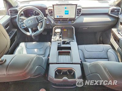 Zdjęcie 8 z 13 samochodu: 2024 TOYOTA TUNDRA LIMITED HV VIN:5TFJC5DB1RX064377 - miniatura