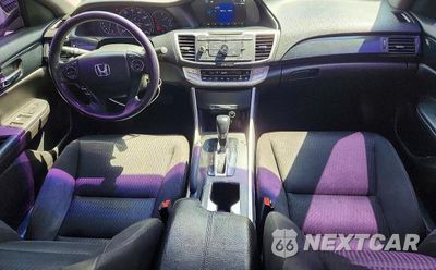 Zdjęcie 8 z 12 samochodu: 2014 HONDA ACCORD SPORT VIN:1HGCR2F52EA219269 - miniatura