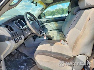 Zdjęcie 7 z 12 samochodu: 2009 TOYOTA TACOMA BASE VIN:5TENX22N29Z645011 - miniatura