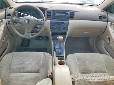 Zdjęcie 8 z 12 samochodu: 2005 TOYOTA COROLLA CE VIN:1NXBR32E75Z476749 - miniatura