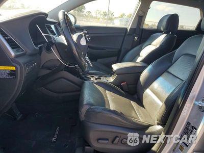 Zdjęcie 7 z 13 samochodu: 2016 HYUNDAI TUCSON LIMITED VIN:KM8J33A20GU112681 - miniatura