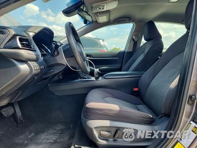 Zdjęcie 7 z 12 samochodu: 2020 TOYOTA CAMRY LE VIN:4T1C31AK2LU519652 - miniatura