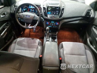 Zdjęcie 8 z 13 samochodu: 2019 FORD ESCAPE SE VIN:1FMCU9GD0KUA69826 - miniatura