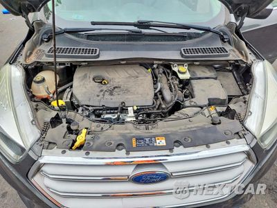 Zdjęcie 11 z 12 samochodu: 2017 FORD ESCAPE SE VIN:1FMCU9GD2HUD66637 - miniatura