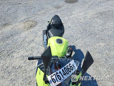 Piąte zdjęcie samochodu w środku: 2026 KAWASAKI EX500 VIN:ML5EXGG18TDA92056 - miniatura