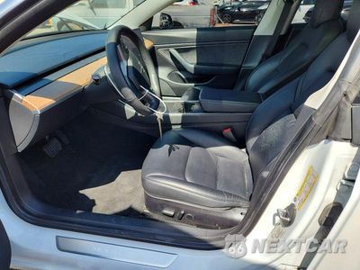 Zdjęcie 7 z 12 samochodu: 2020 TESLA MODEL 3 VIN:5YJ3E1EB1LF667678 - miniatura