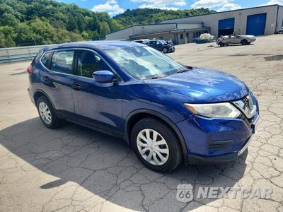 Czwarte zdjęcie samochodu z boku: 2019 NISSAN ROGUE S VIN:JN8AT2MV5KW387260 - miniatura