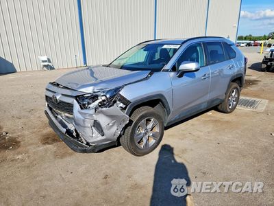 2022 TOYOTA RAV4 XLE 2T3W1RFVXNC174693 - główne zdjęcie licytacji z USA - miniatura