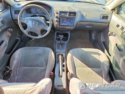 Zdjęcie 8 z 12 samochodu: 2000 HONDA CIVIC DX VIN:1HGEJ6229YL125367 - miniatura