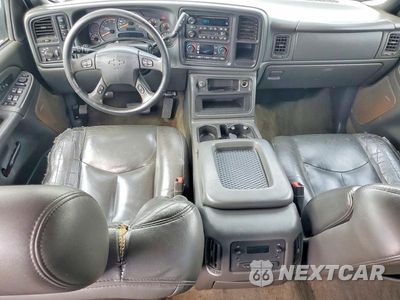 Zdjęcie 8 z 12 samochodu: 2005 CHEVROLET SILVERADO K2500 HEAVY DUTY VIN:1GCHK232X5F840295 - miniatura