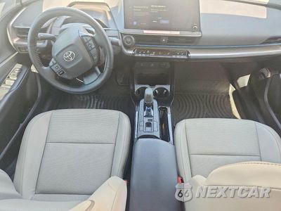 Zdjęcie 8 z 12 samochodu: 2024 TOYOTA PRIUS LIMITED VIN:JTDACAAU3R3040958 - miniatura