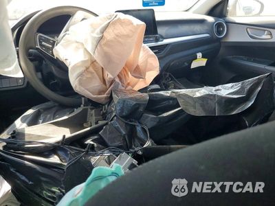 Zdjęcie 8 z 12 samochodu: 2024 KIA FORTE LX VIN:3KPF24AD3RE742734 - miniatura