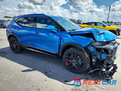 Czwarte zdjęcie samochodu z boku: 2021 CHEVROLET BLAZER RS VIN:3GNKBERS3MS501989 - miniatura