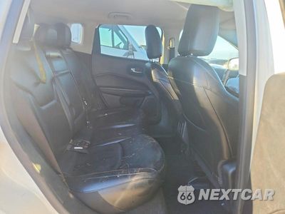 Zdjęcie 10 z 13 samochodu: 2019 JEEP COMPASS LIMITED VIN:3C4NJDCB6KT639870 - miniatura